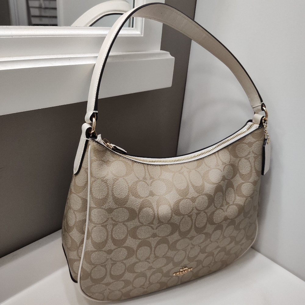 🥰EUC Coach #F29209 Signature Monogram Logo Leather Shoulder Satchel Bag, 🤎 - Picture 5 of 16